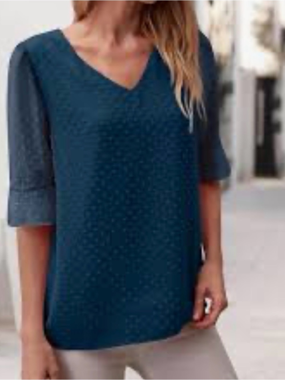 V-Neck Textured Swiss Dot 3/4 Sleeve Top SZ LARGE